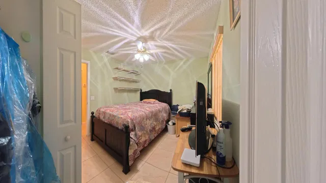 Residence photo 31