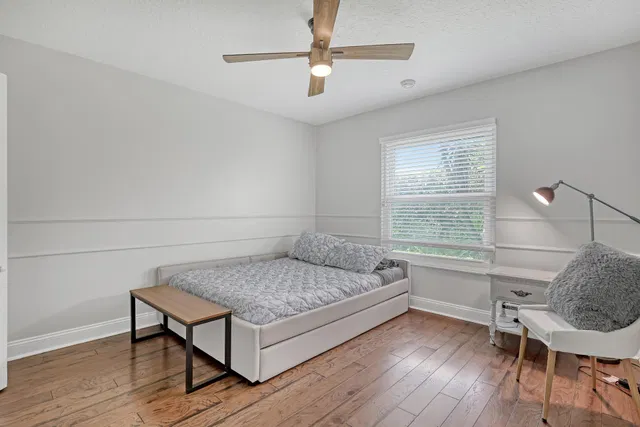 Residence photo 31