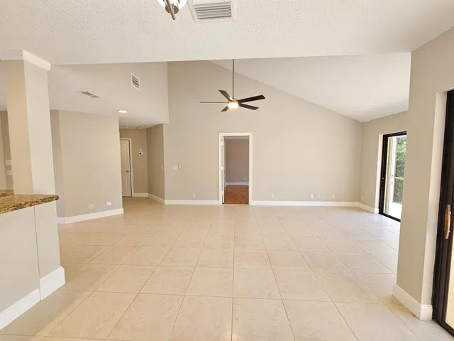 Jonathan's Landing Jupiter FL Residence photo 11