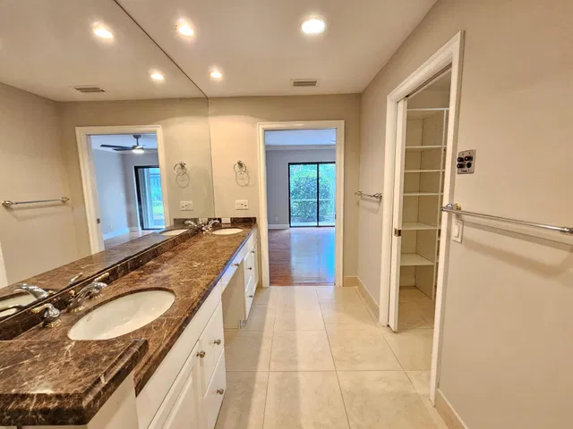 Jonathan's Landing Jupiter FL Residence photo 21