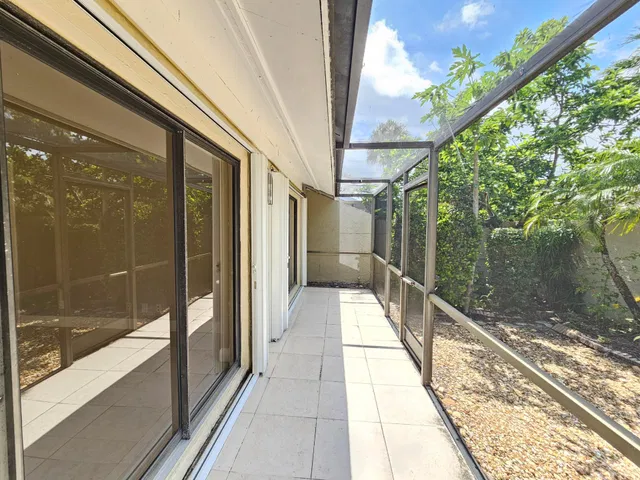 Jonathan's Landing Jupiter FL Residence photo 29