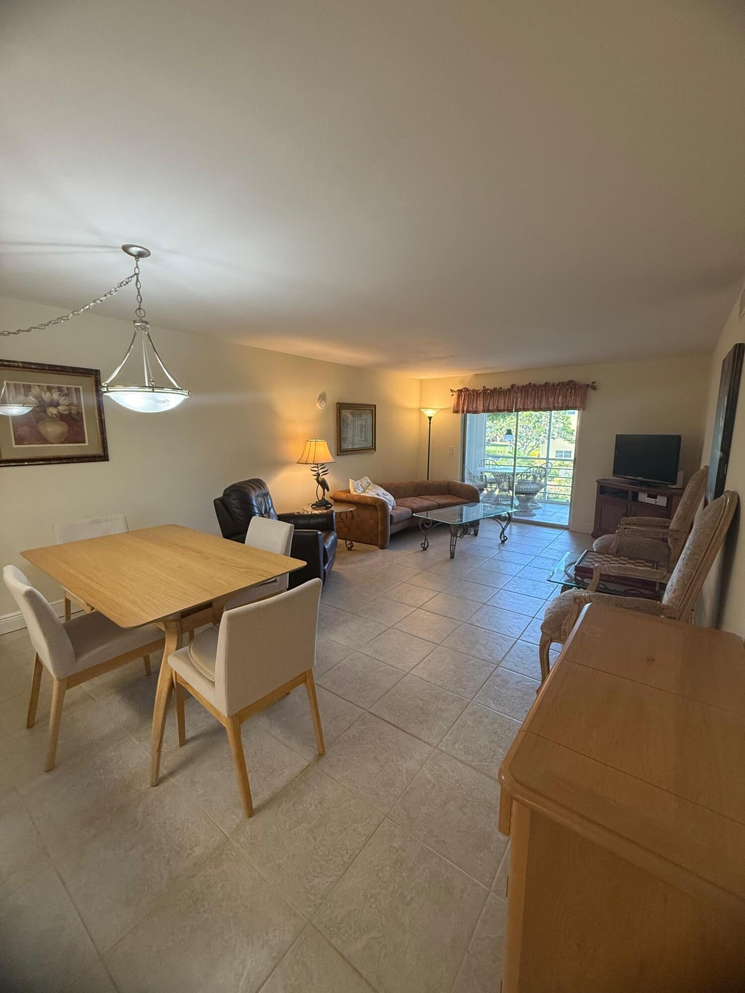 Unit 202 photo 17