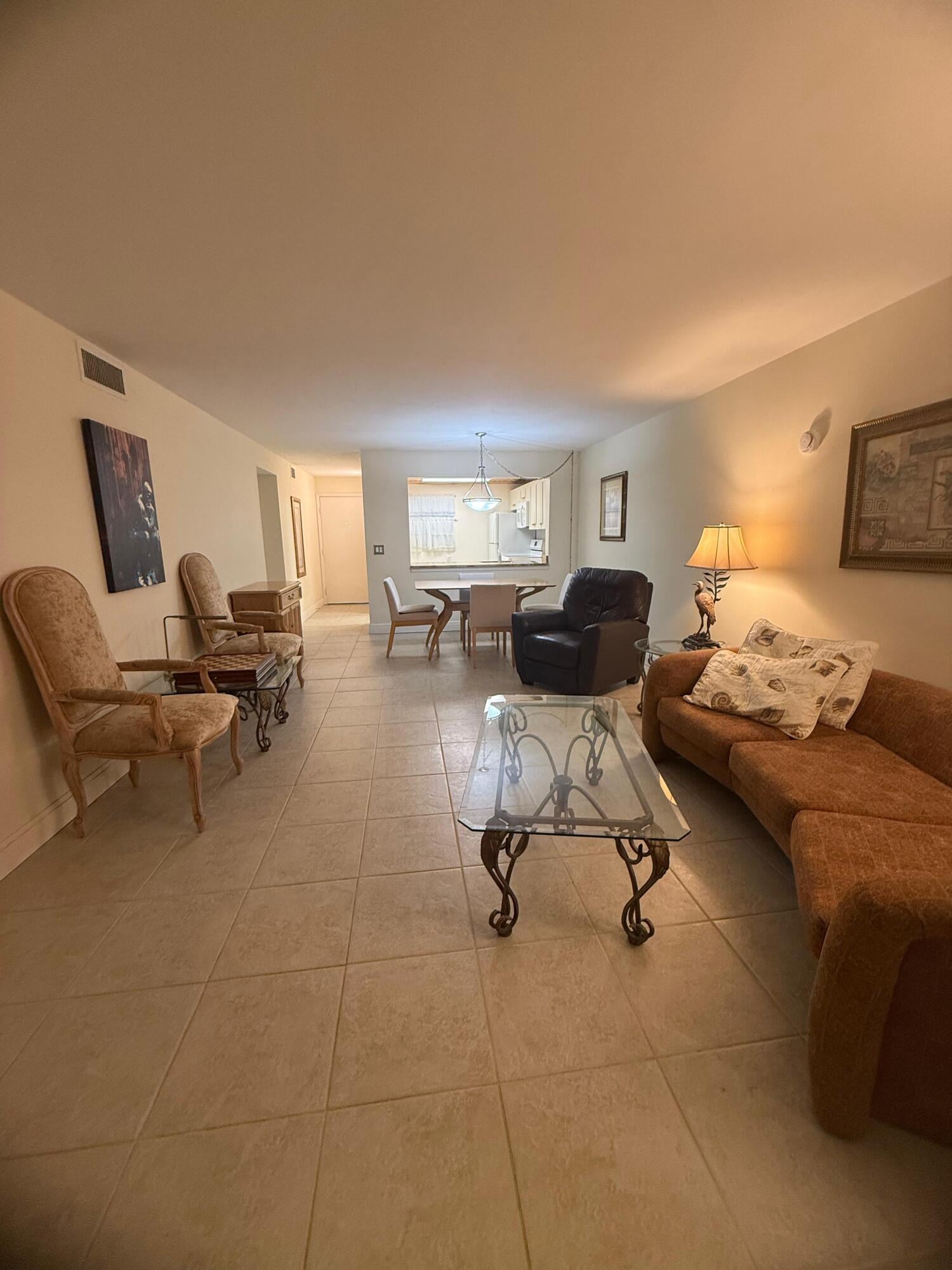 Unit 202 photo 18