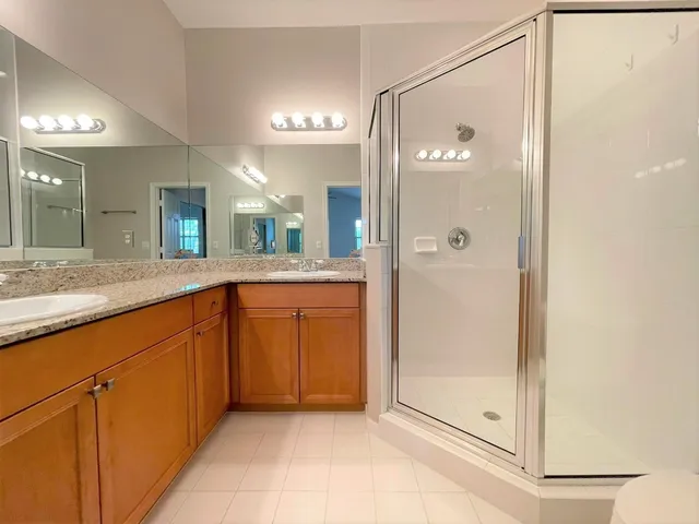 Unit 6 photo 17
