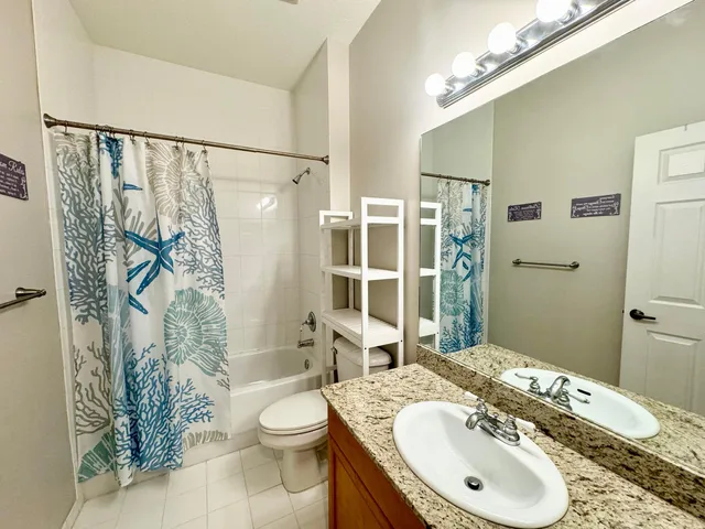 Unit 6 photo 20