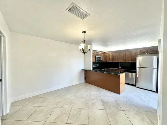 Residence photo 14