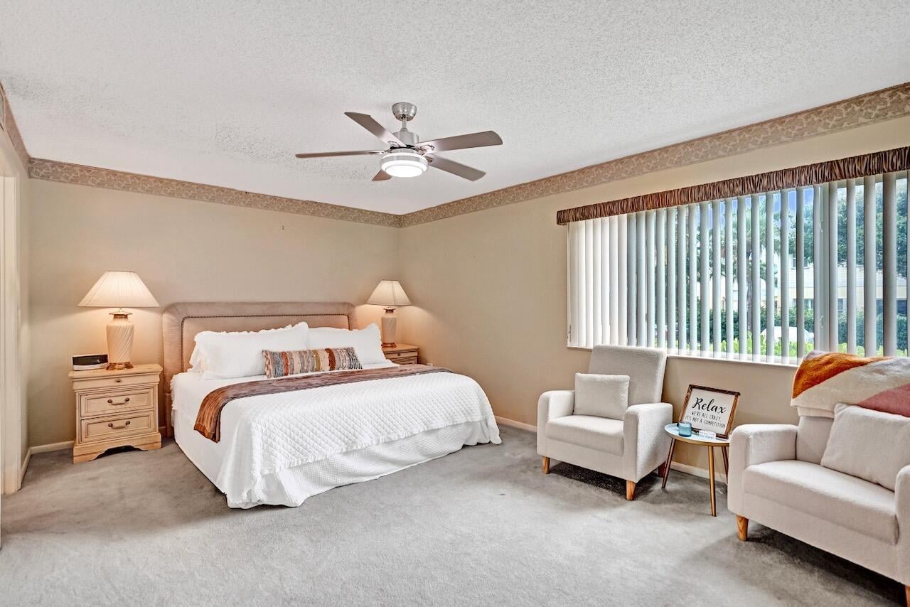 Unit H1 photo 25