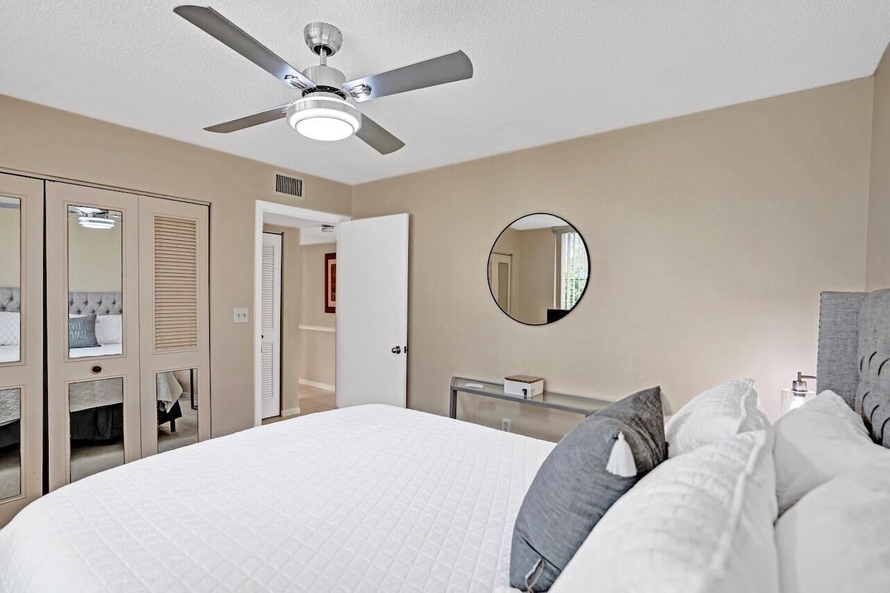 Unit H1 photo 39