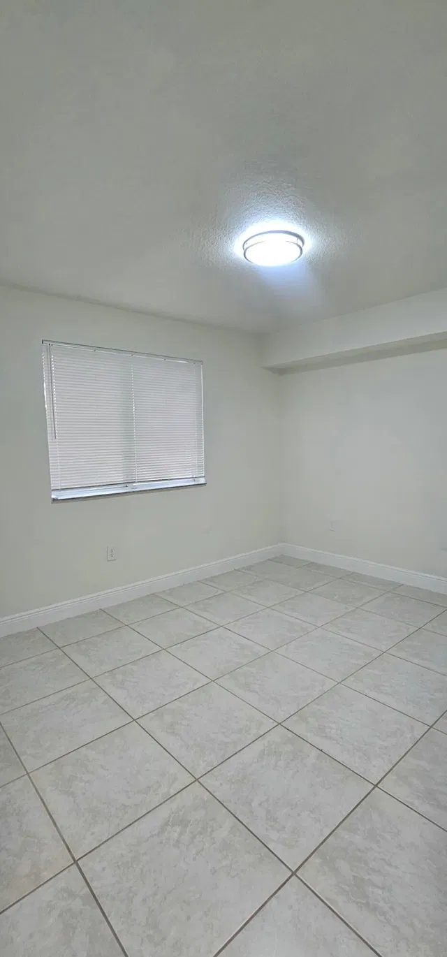 Unit 102 photo 10