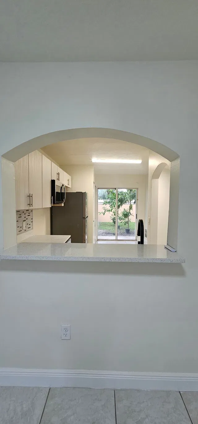 Unit 102 photo 20