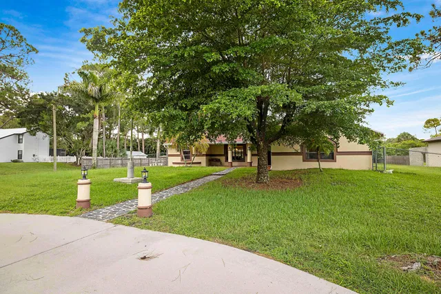 Residence photo 7