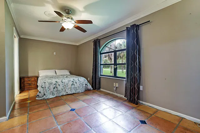 Residence photo 34