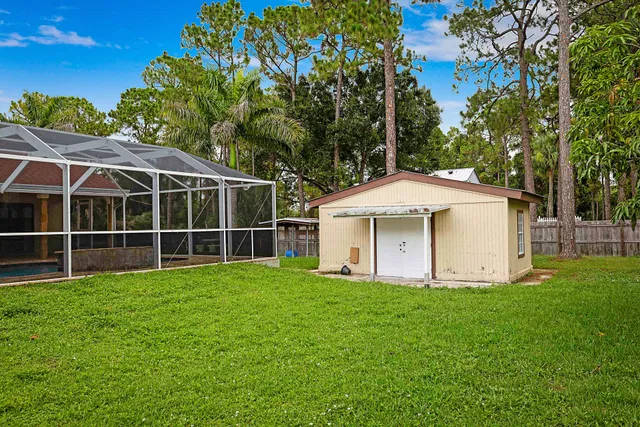 Residence photo 44
