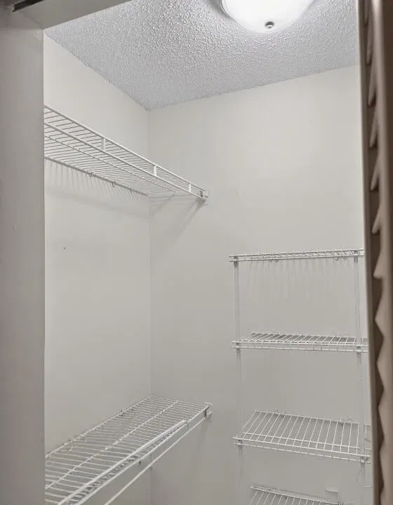 Unit 402 photo 14