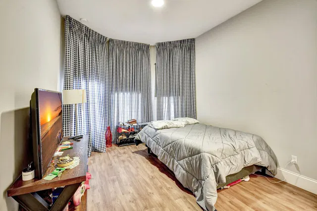 Residence photo 23