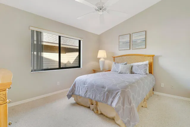 Residence photo 5