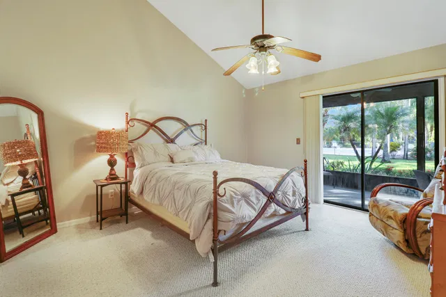 Residence photo 9