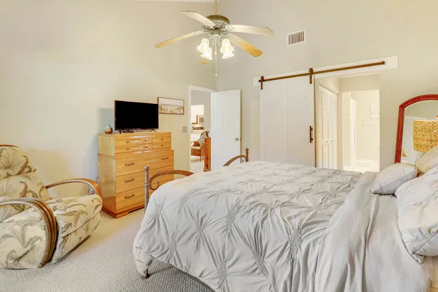 Residence photo 10