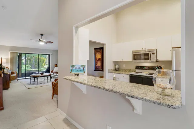 Residence photo 13