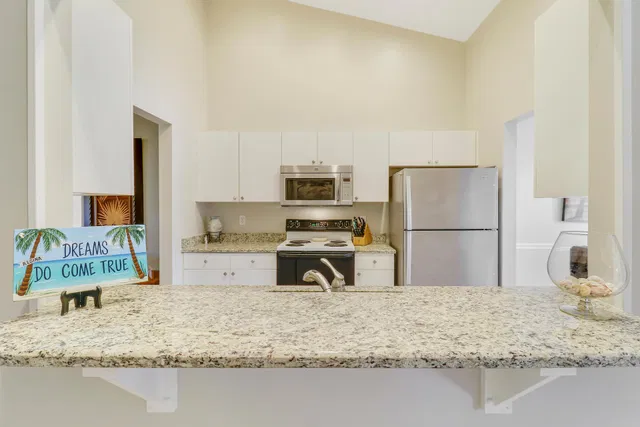 Residence photo 14