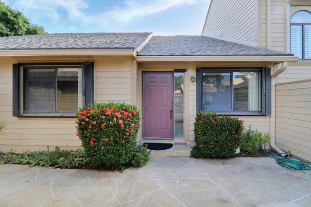 Residence photo 26