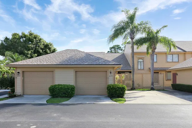 Residence photo 28