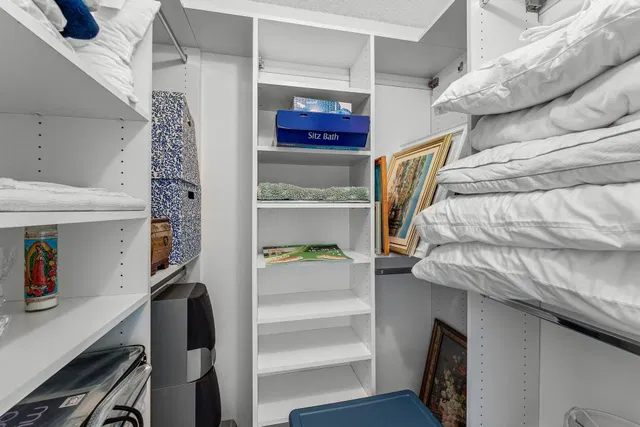 Unit 502 photo 17