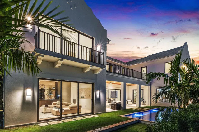 Residence photo 2