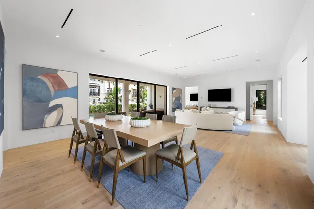 Residence photo 11