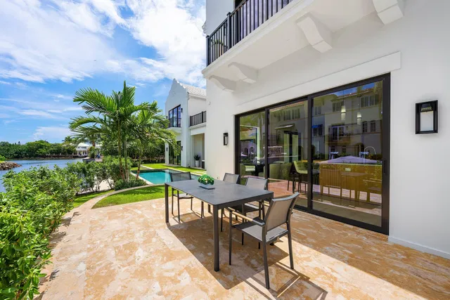 Residence photo 22