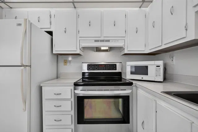 Residence photo 15