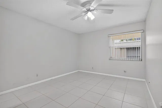 Residence photo 20
