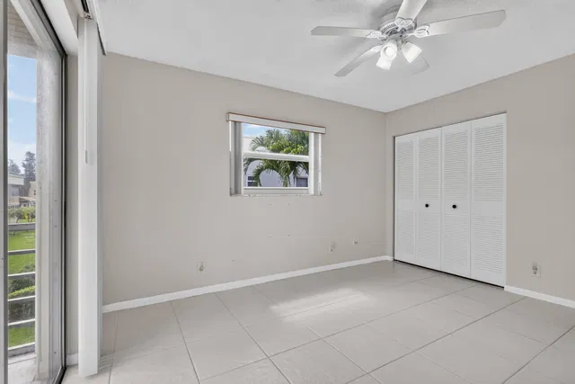 Residence photo 25