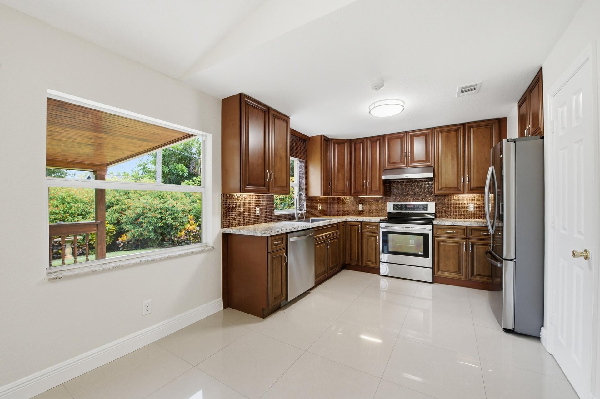 Residence photo 8
