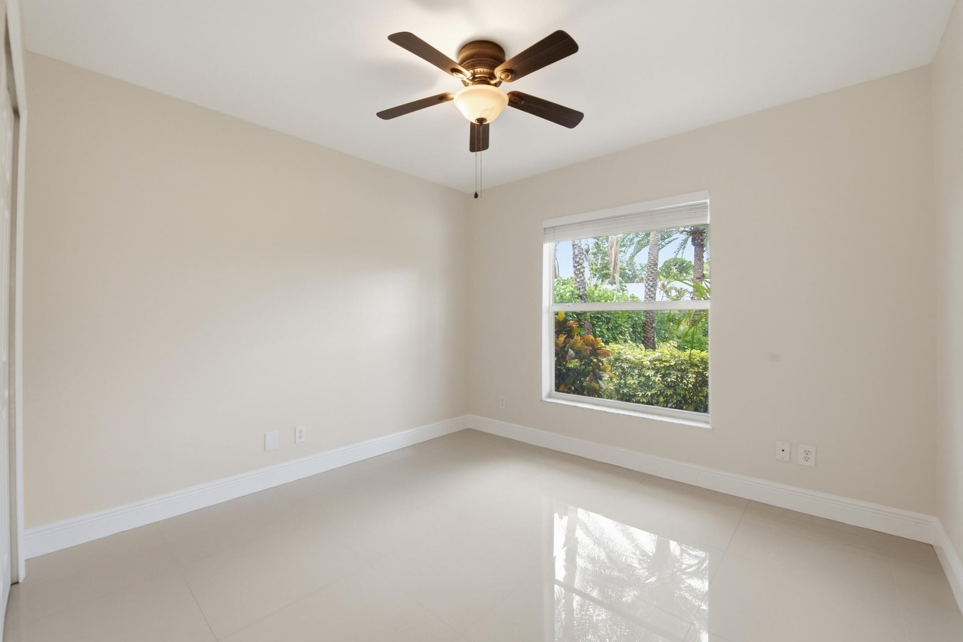 Residence photo 15