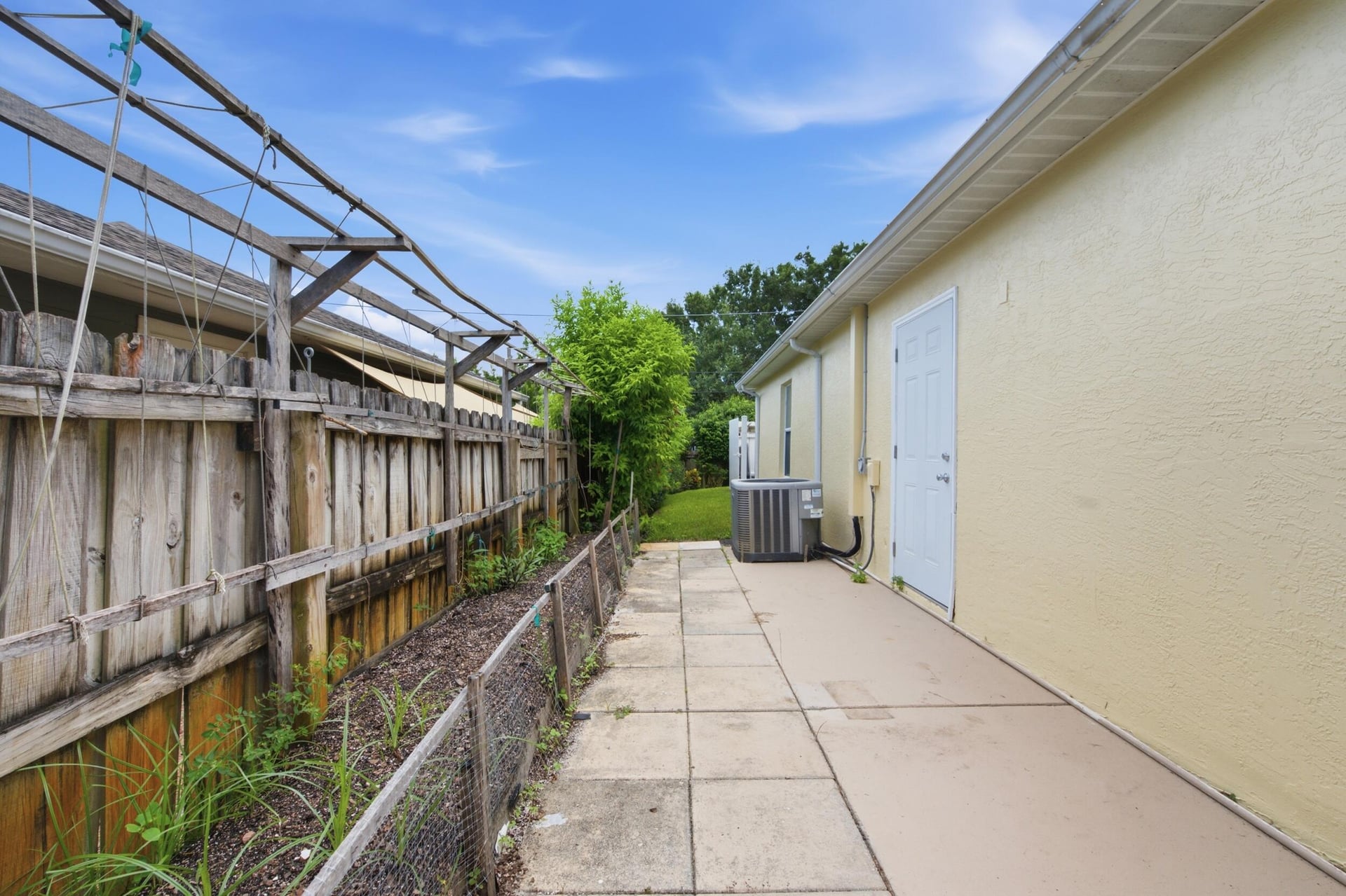 Residence photo 30