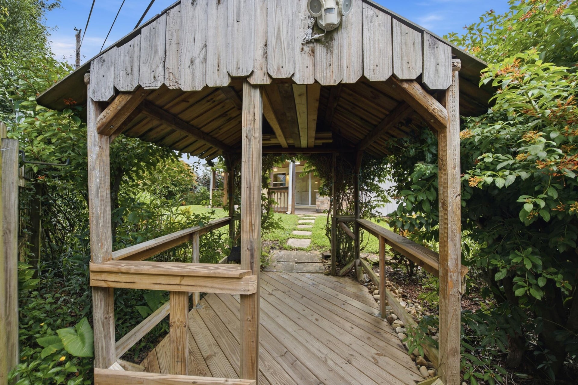 Residence photo 32