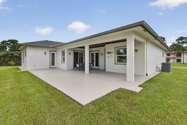 Residence photo 4