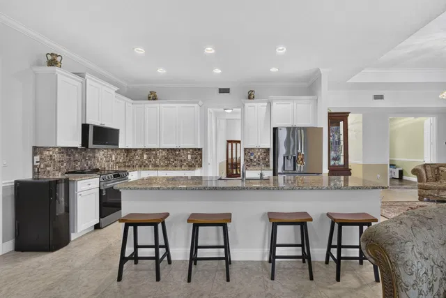 Residence photo 14