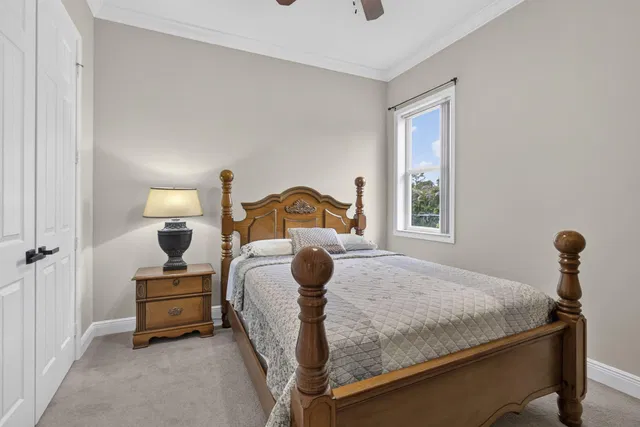 Residence photo 25
