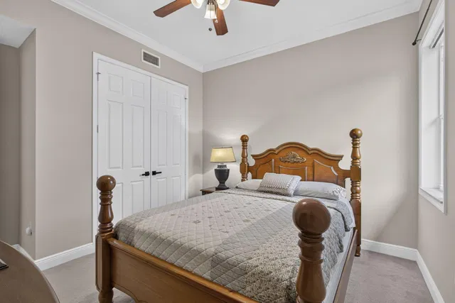 Residence photo 26