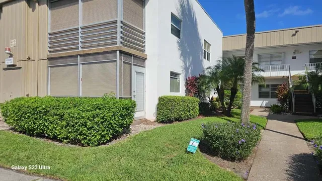 Residence photo 2