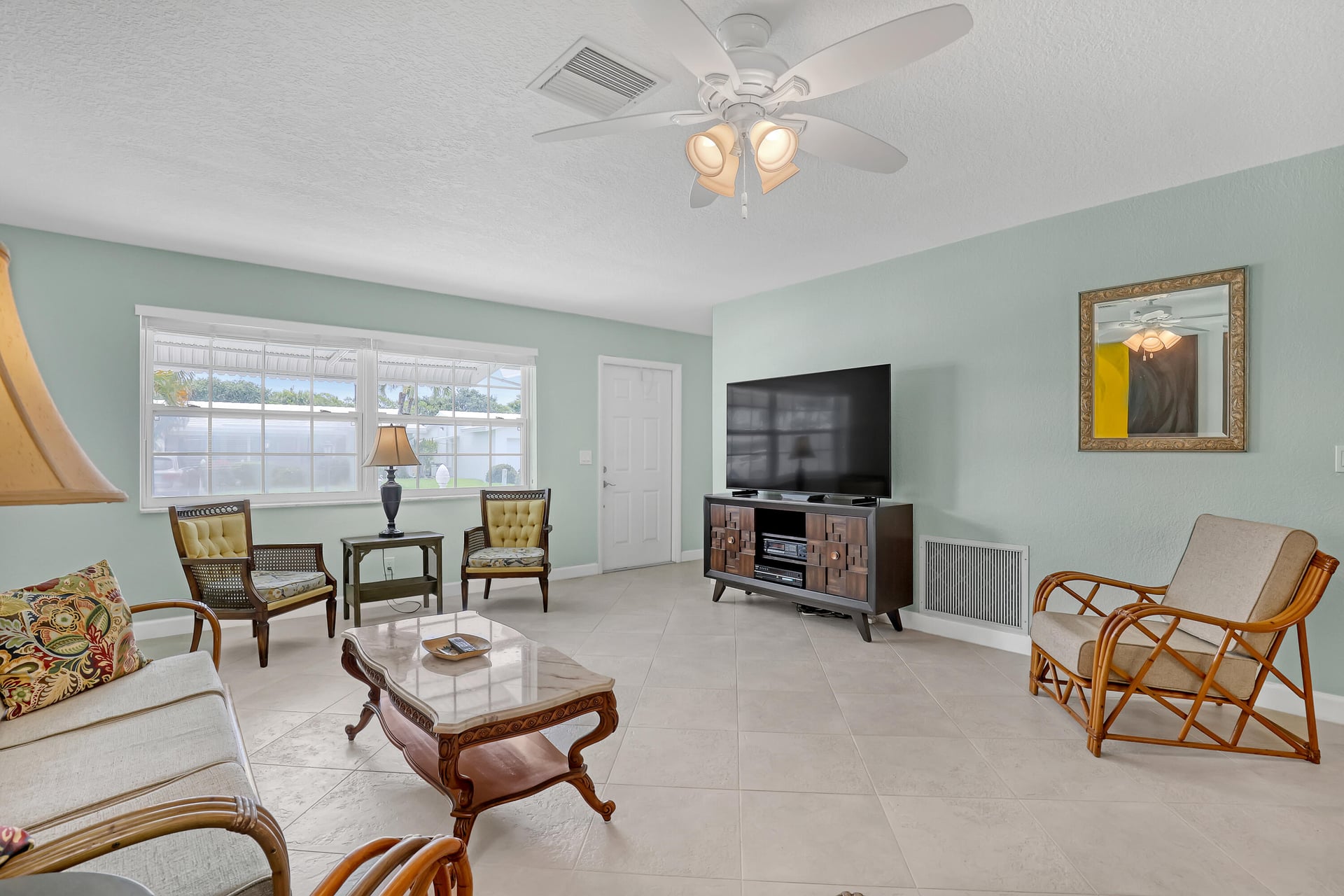Residence photo 3