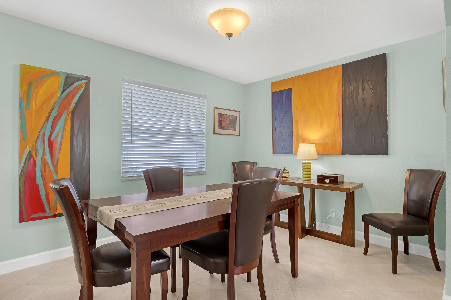 Residence photo 6