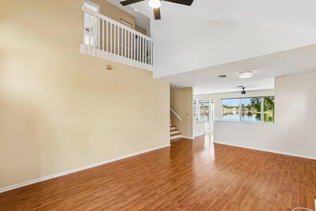 Residence photo 4
