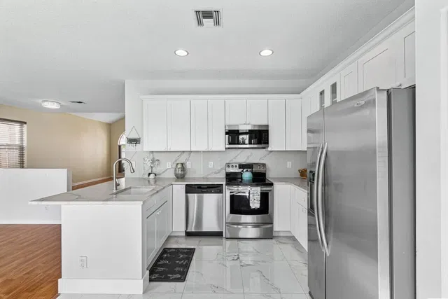 Residence photo 7