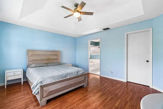 Residence photo 11