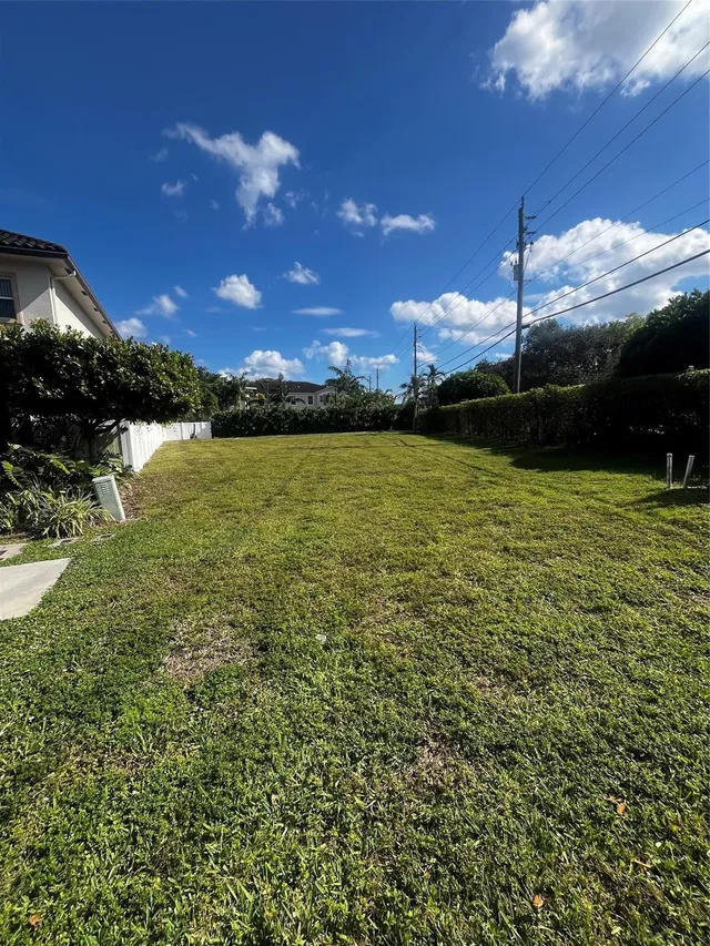 Residence photo 3