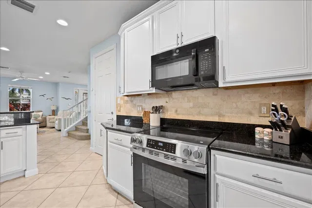 Mallory Creek Abacoa Residence photo 9