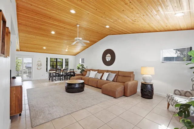 Residence photo 7